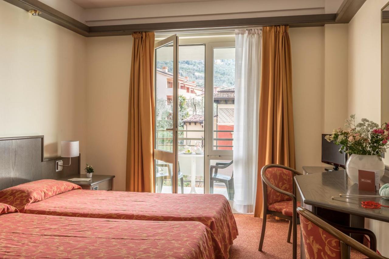 Hotel Drago - Garda Lake Collection Brenzone sul Garda Exterior foto