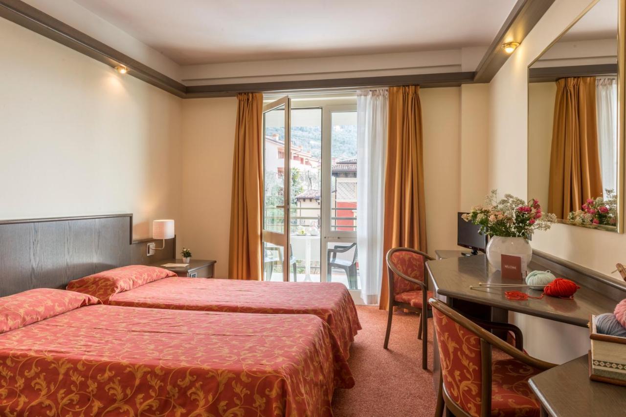 Hotel Drago - Garda Lake Collection Brenzone sul Garda Exterior foto