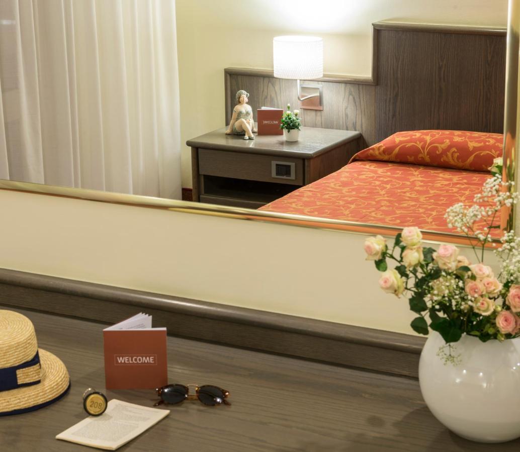 Hotel Drago - Garda Lake Collection Brenzone sul Garda Exterior foto